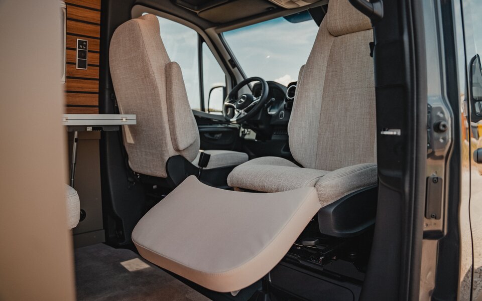 Beinauflage Mercedes Benz Sprinter beige
