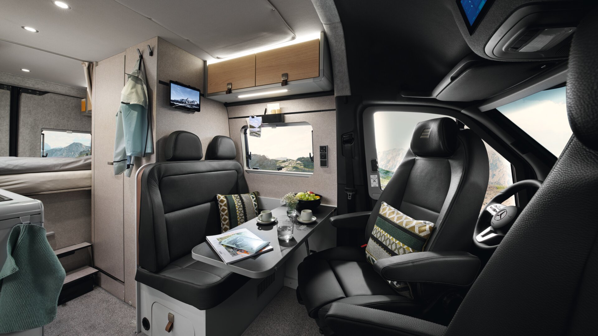 Simply turn the driver and passenger seats around to create two extra seats in the seating area.