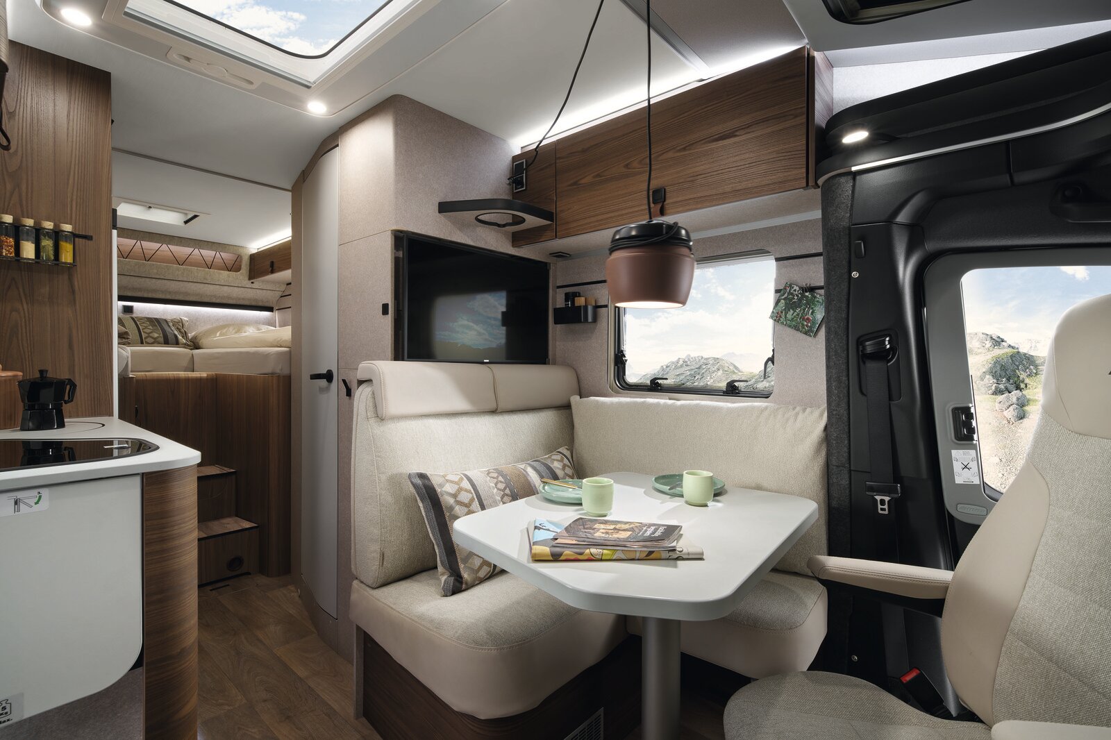The TV is now recessed into the wall – for an even cleaner interior design.